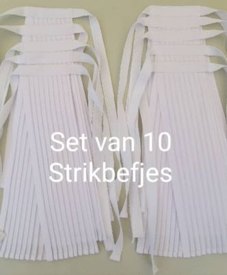 Set van 10 strikbefjes adv./recht. macht Set van 10 strikbefjes adv./recht. macht
